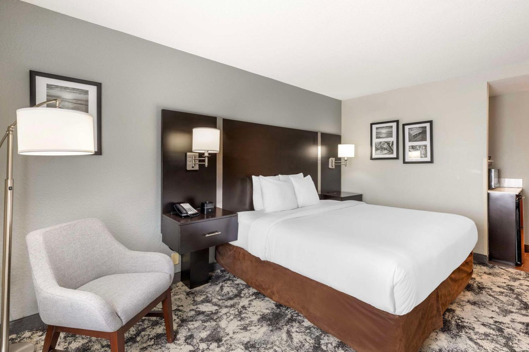 Best Western Plus Fairburn Atlanta Southwest Exterior photo